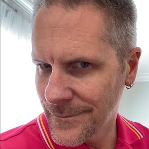 Meet your Posher, Eric